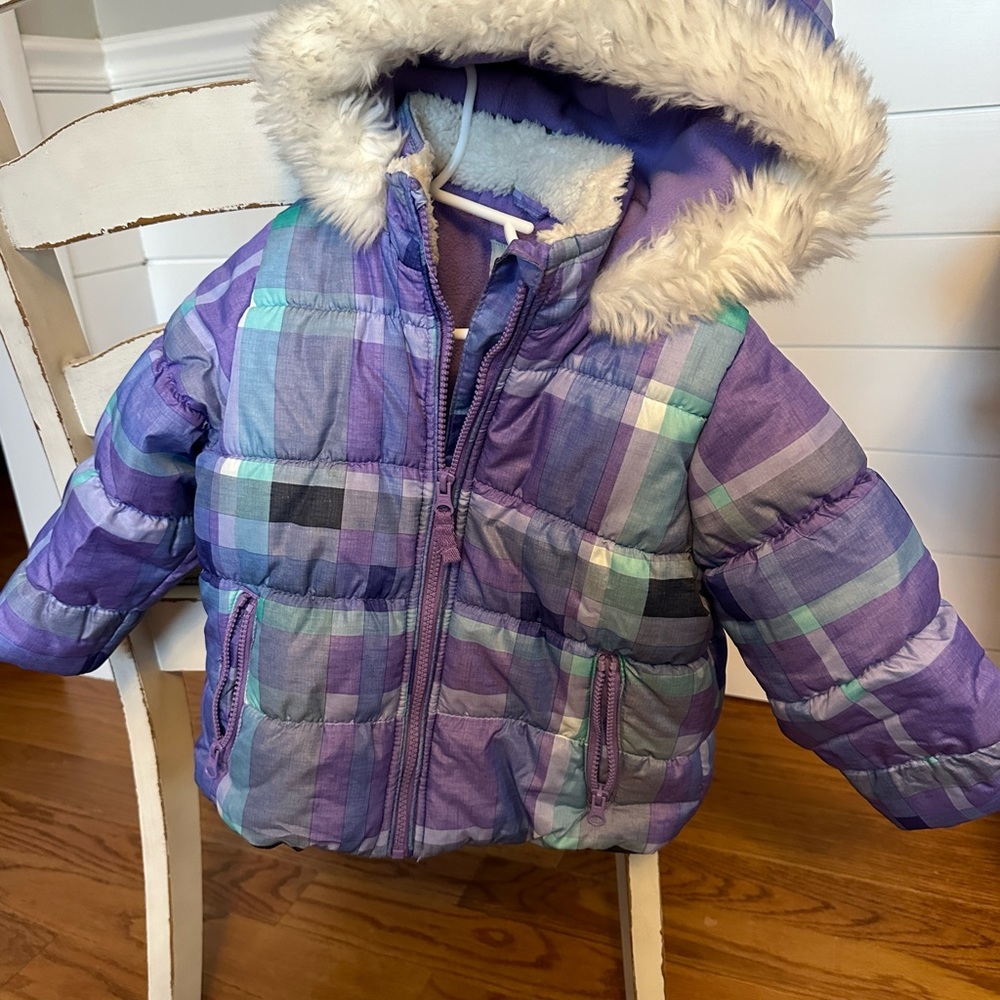 Oshkosh girls size 4 winter coat